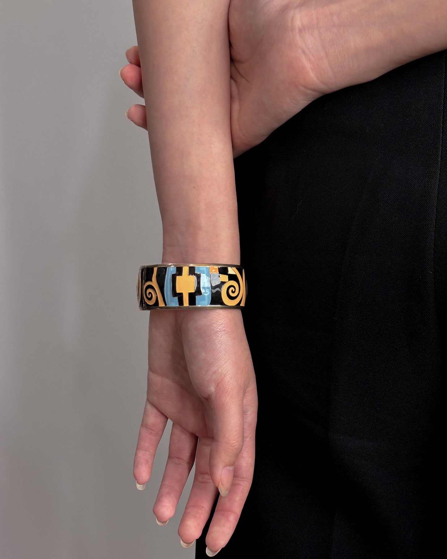 Swirl Enamel Bangle