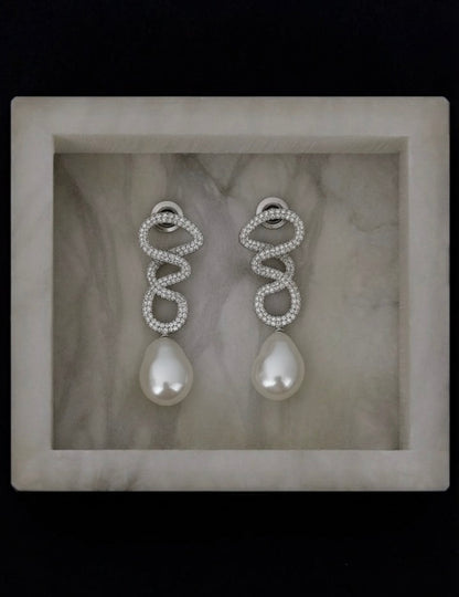 Pearl Drop Earrings