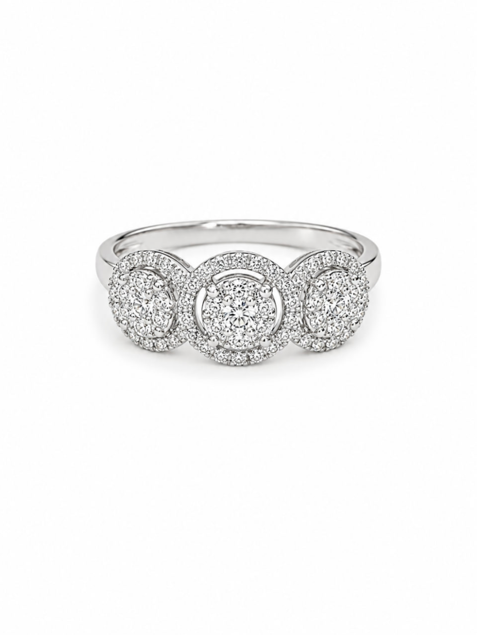 Luna Cluster Ring