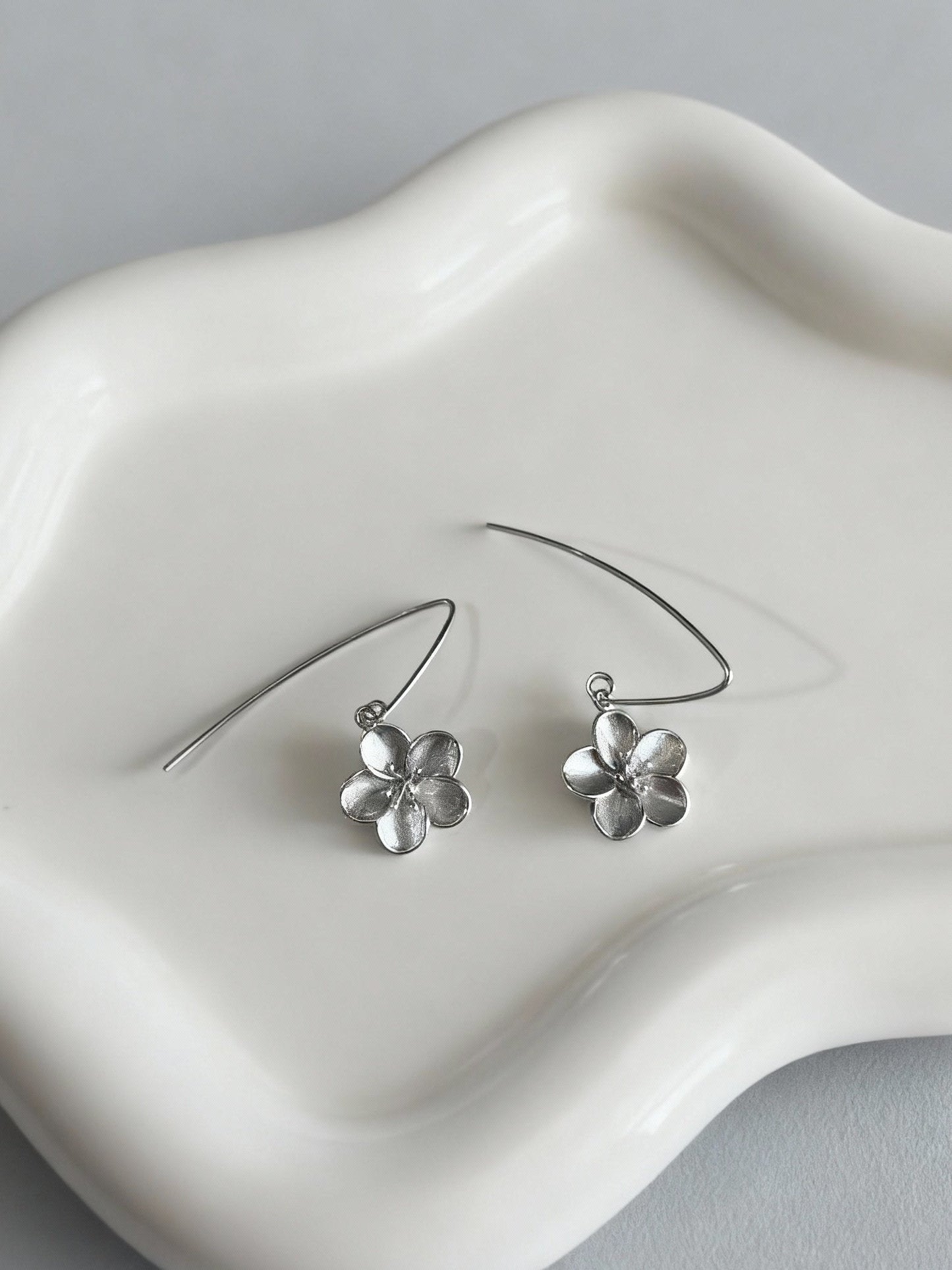 Flower Drop Earrings